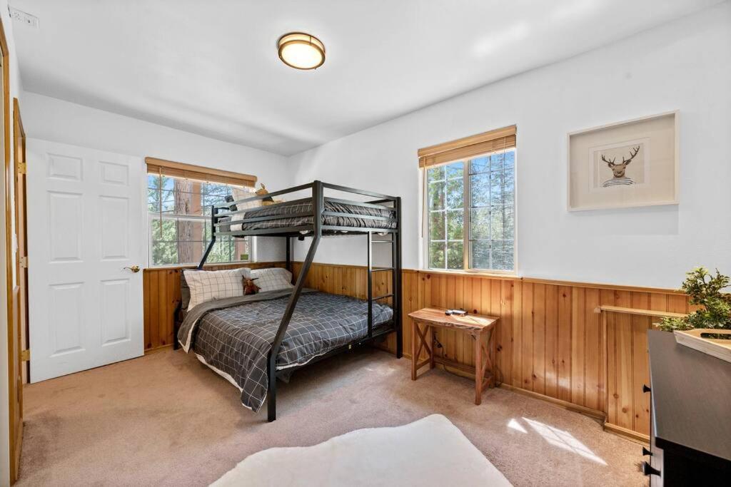 Cozy Cabin Perfect For 2 Families Big Bear Lake Εξωτερικό φωτογραφία